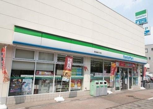プライム池袋地下1階 【コンビニエンスストア】ファミリーマート 西池袋店まで828ｍ