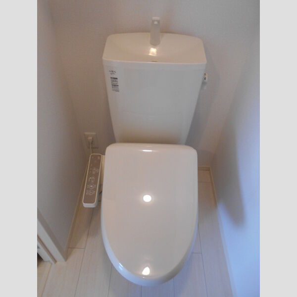 アンリシール・レイク203号室 洗浄暖房便座