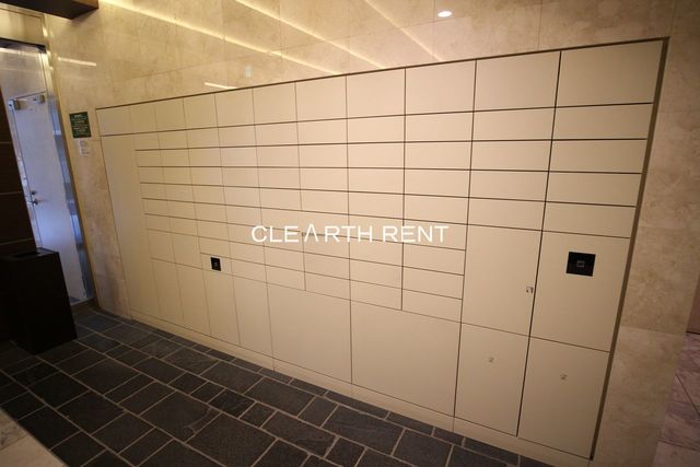 コンシェリア芝公園＜ＴＯＫＹＯ ＰＲＥＭＩＵＭ＞13階 一人暮らしに欠かせない便利な宅配ロッカー設置！