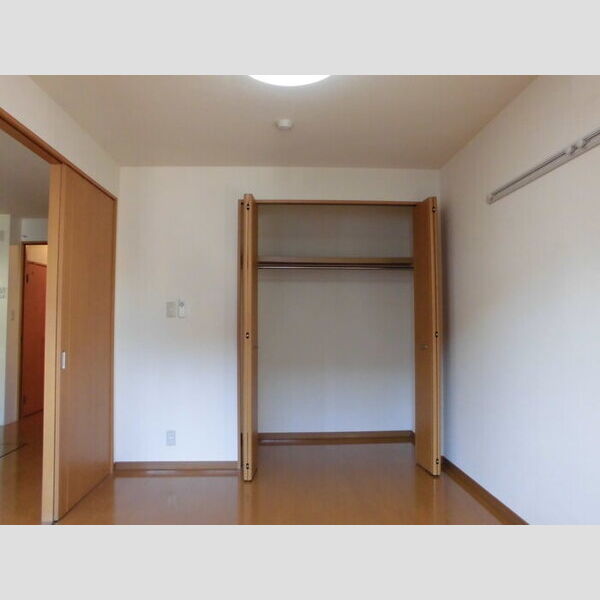 グランドパレス103号室 洋室