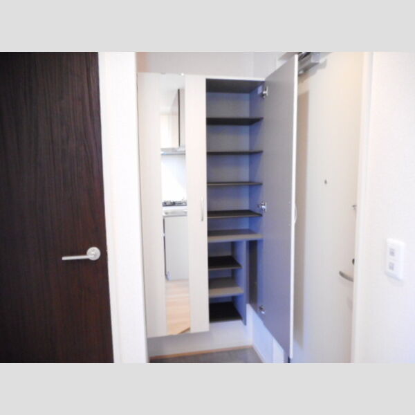 フェリーチェC301号室 トールシューズBOX