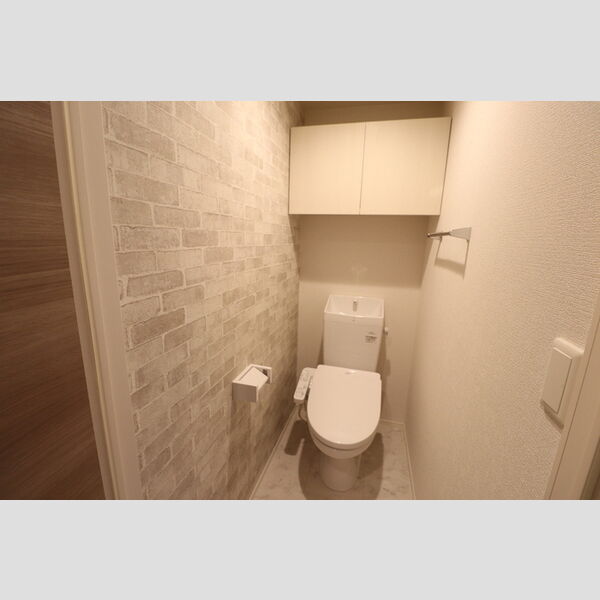 ウィングランデ202号室 温水洗浄暖房便座