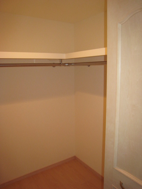 Ａｒｔ　Ｇａｒｄｅｎ　ＹＯＫＯＨＡＭＡ0109号室 収納