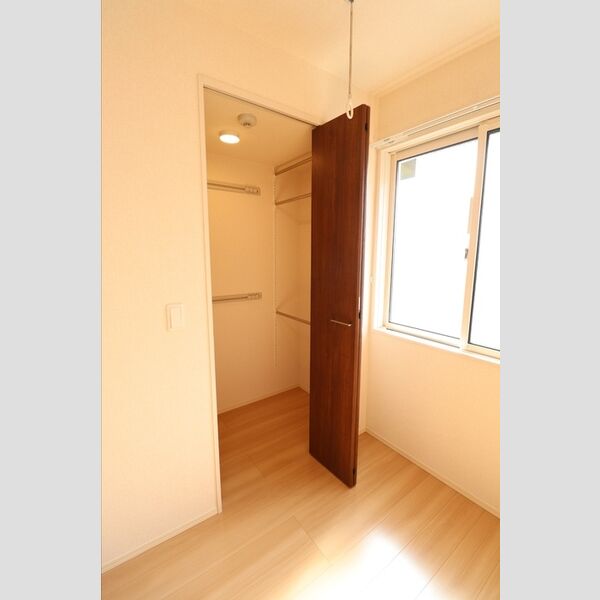 リーフハイツ ワンステップクローゼット