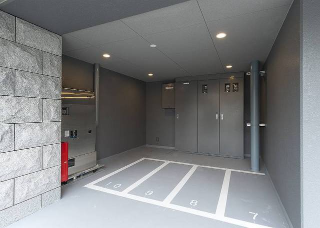 ガーラ・グランディ東陽町4階 ◆ﾊﾞｲｸ置場◆