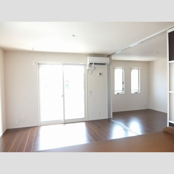 サニーウェル リビング