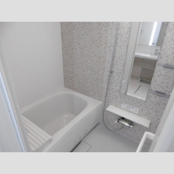 ラ・ヴェール石神井公園　B棟 追焚・浴室換気乾燥機付きバスルーム