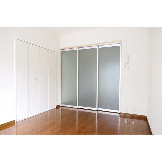 矢政コーポ202号室 内観