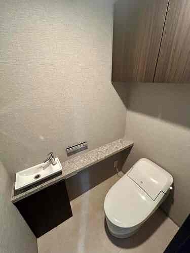 ヴェレーナ赤羽志茂プレミアテラス1階 温水洗浄便座