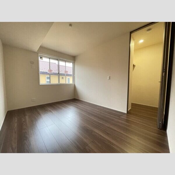 ハイクレスト203号室 洋室　6帖