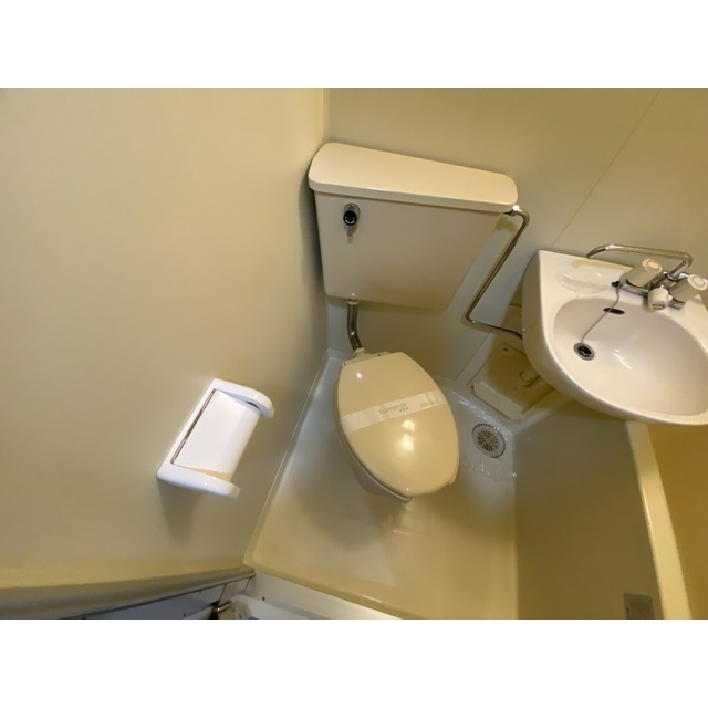 メゾンドエクセル208号室 内観