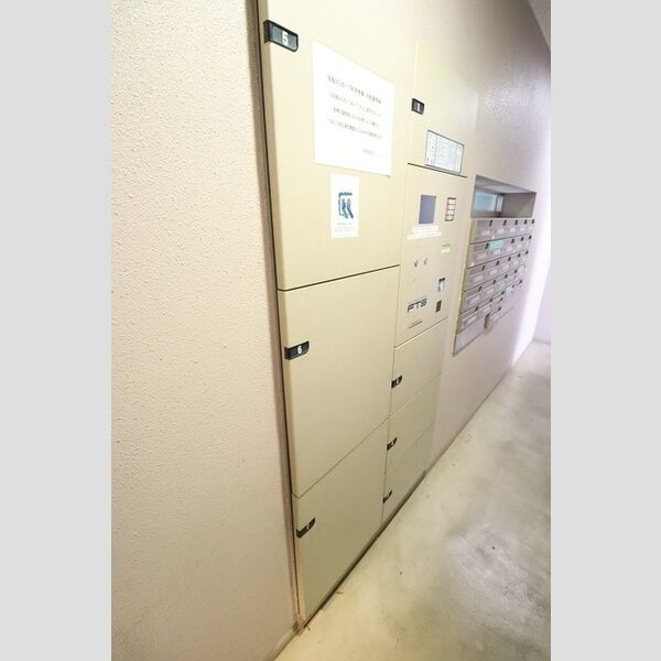 ソレイユ華 宅配BOX