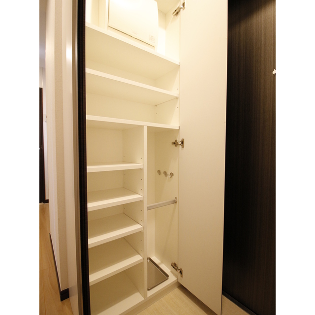 プレール・ドゥーク西巣鴨903号室 シューズボックス