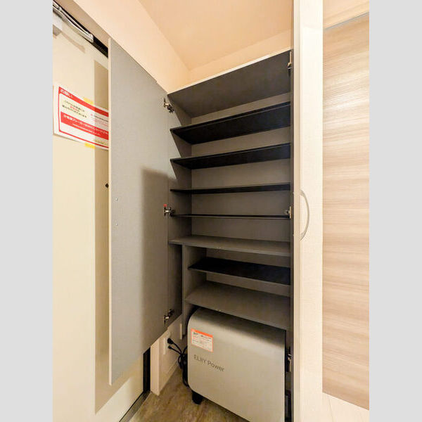 Blooming Square　Ⅱ301号室 玄関