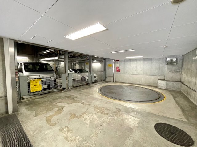 レジディア日本橋人形町Ⅱ8階 駐車場