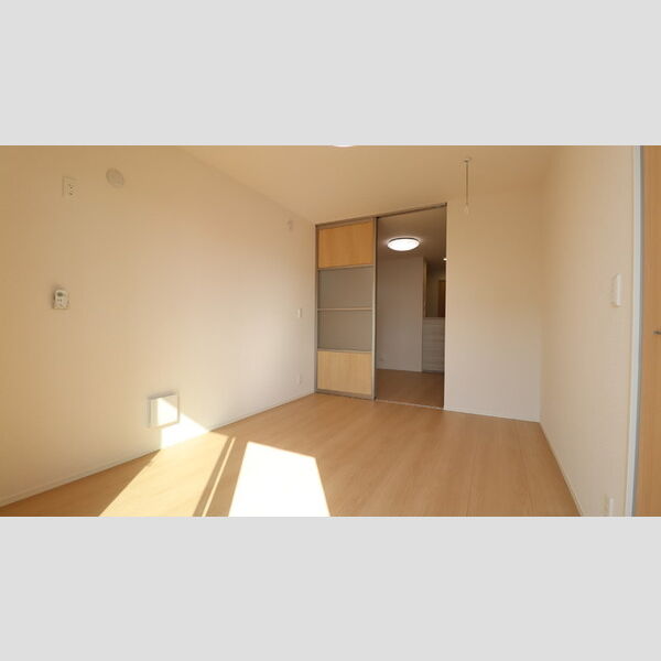 ビーネ北坂戸201号室 洋室