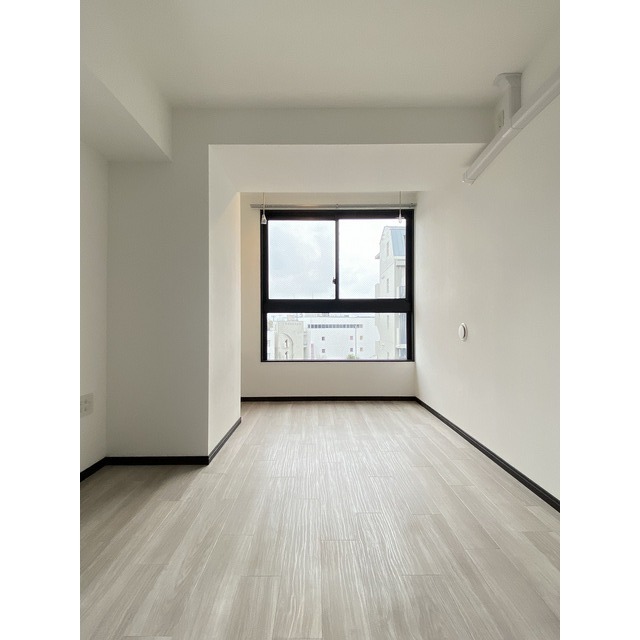 ＧＡＲＢＯ　ＦＵＪＩＳＡＷＡ703号室 洋室