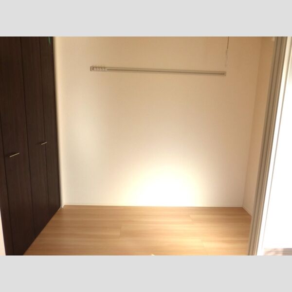 F.エテルネル106号室 洋室