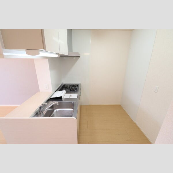 グランデファーレ仲町台 キッチン　3口コンログリル付