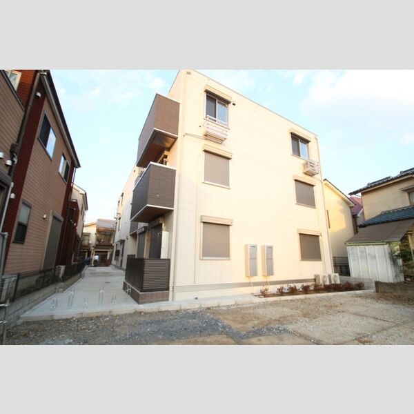 ラリュール西新井本町の外観画像