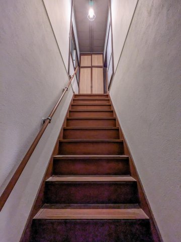 ヴィンテージハウス　志木 階段