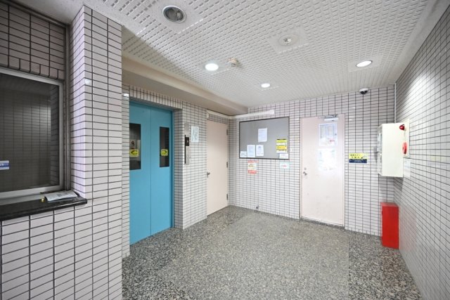 スカイコート西横浜第6704号室 エントランス