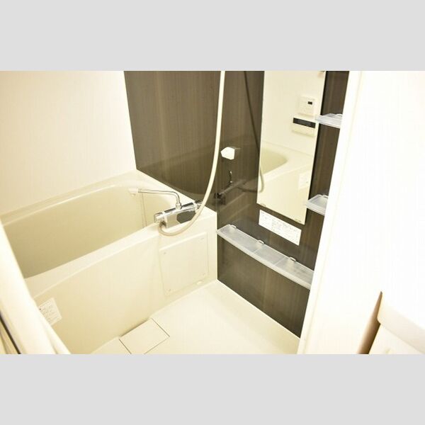 リヴィエール306号室 浴室