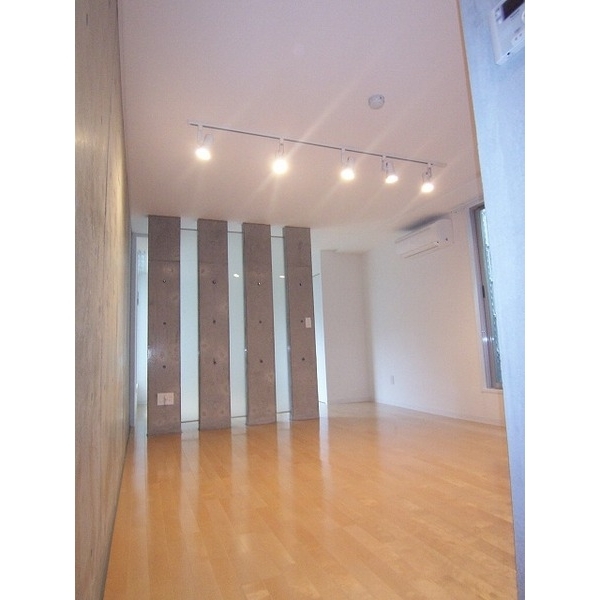 ZESTY桜新町 リビング