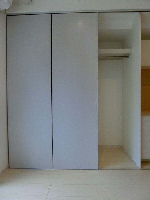 リブリ・八幡山 収納