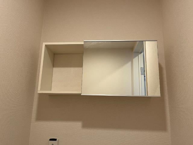 アルビア　～ULBEA～ トイレ収納