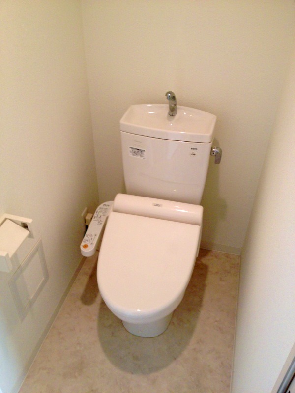 スカイコート浮間ガーデン トイレ