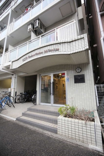 クリオ大通り公園壱番館 エントランス