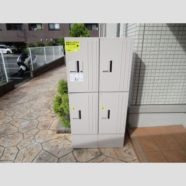 gransoleil(グランソレーユ)305号室 宅配BOX