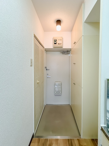 スカイコート鶴見第4 玄関