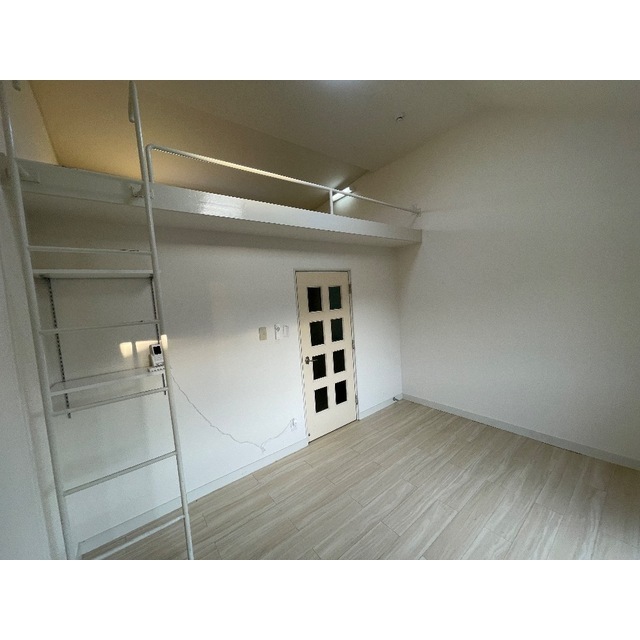 スカイコート202号室 リビング