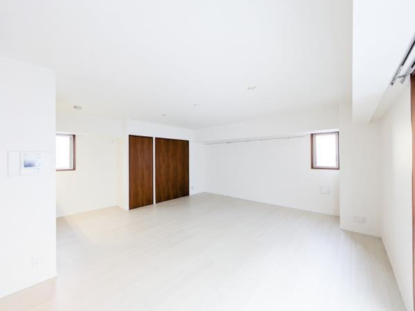 麹町レジデンス7階 リビング