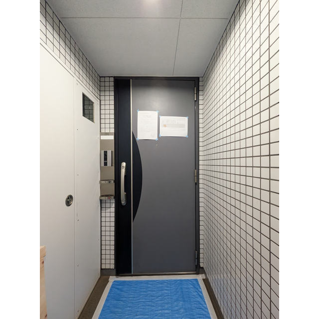 グランド・ルー都立大学 玄関