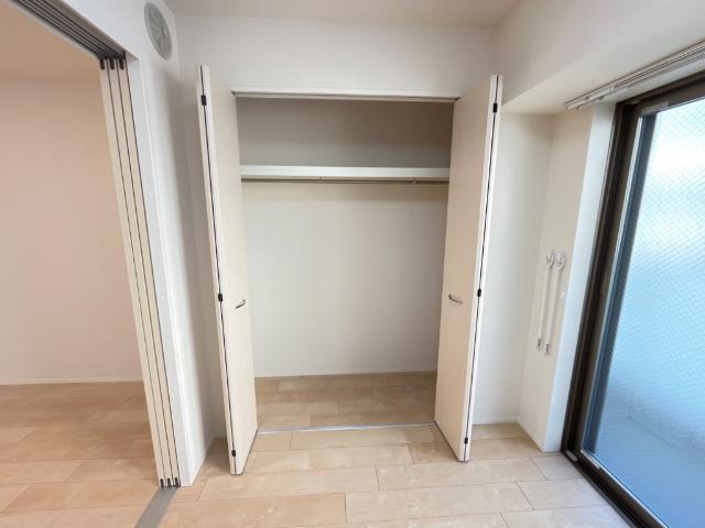 アルヴェージュ（ＡＬＶＡＧＥ） クローゼット