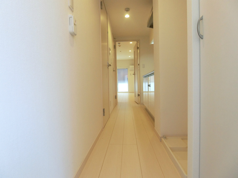 リブリ・Y's諏訪町 玄関