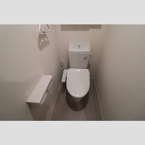 ユートリー　Ⅲ205号室 温水洗浄暖房便座