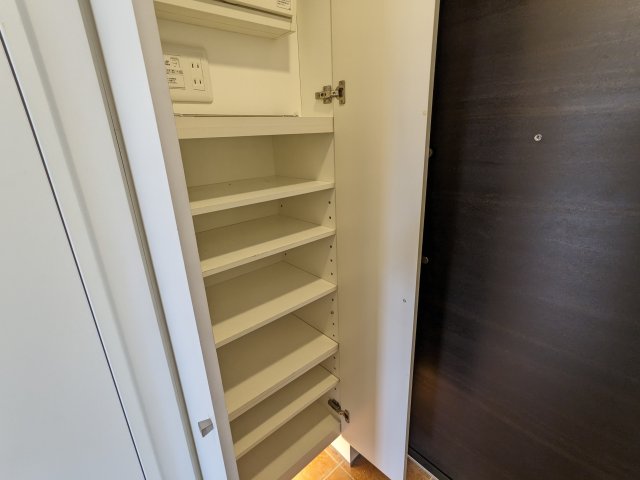 リーガランド恵比寿401号室 収納