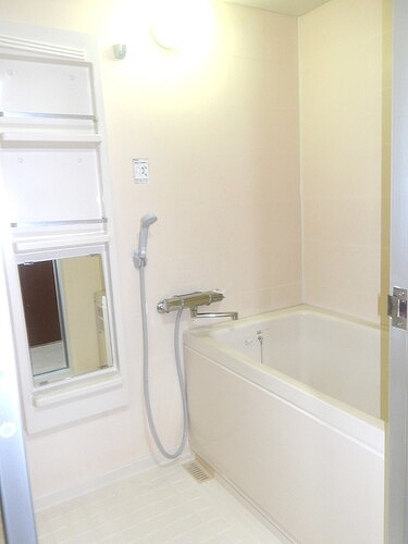 モアコート和光2階 浴室　※前回募集時2025年9月の写真