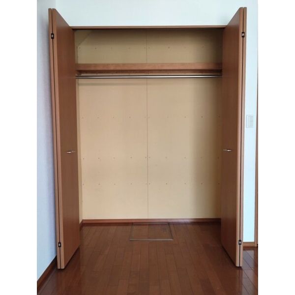 メゾンブルーム 収納