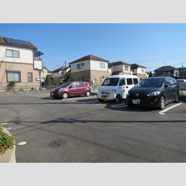 グリーンテリアGⅠ103号室 駐車場