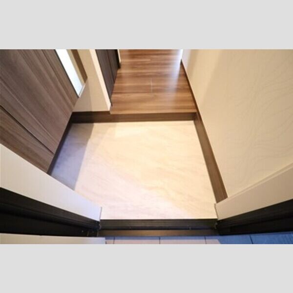 グリーンヴィラ　ピッケル 玄関