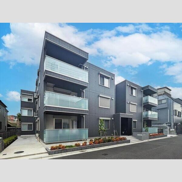 メゾン・ド・アヴニール102号室 外観