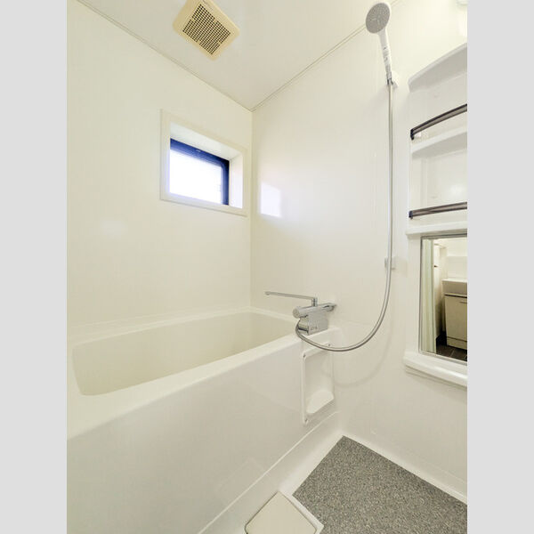 ユニフローラ205号室 浴室