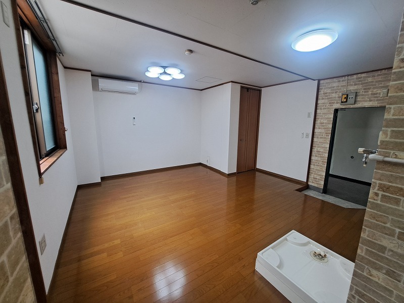 泉屋ビル3階 リビング