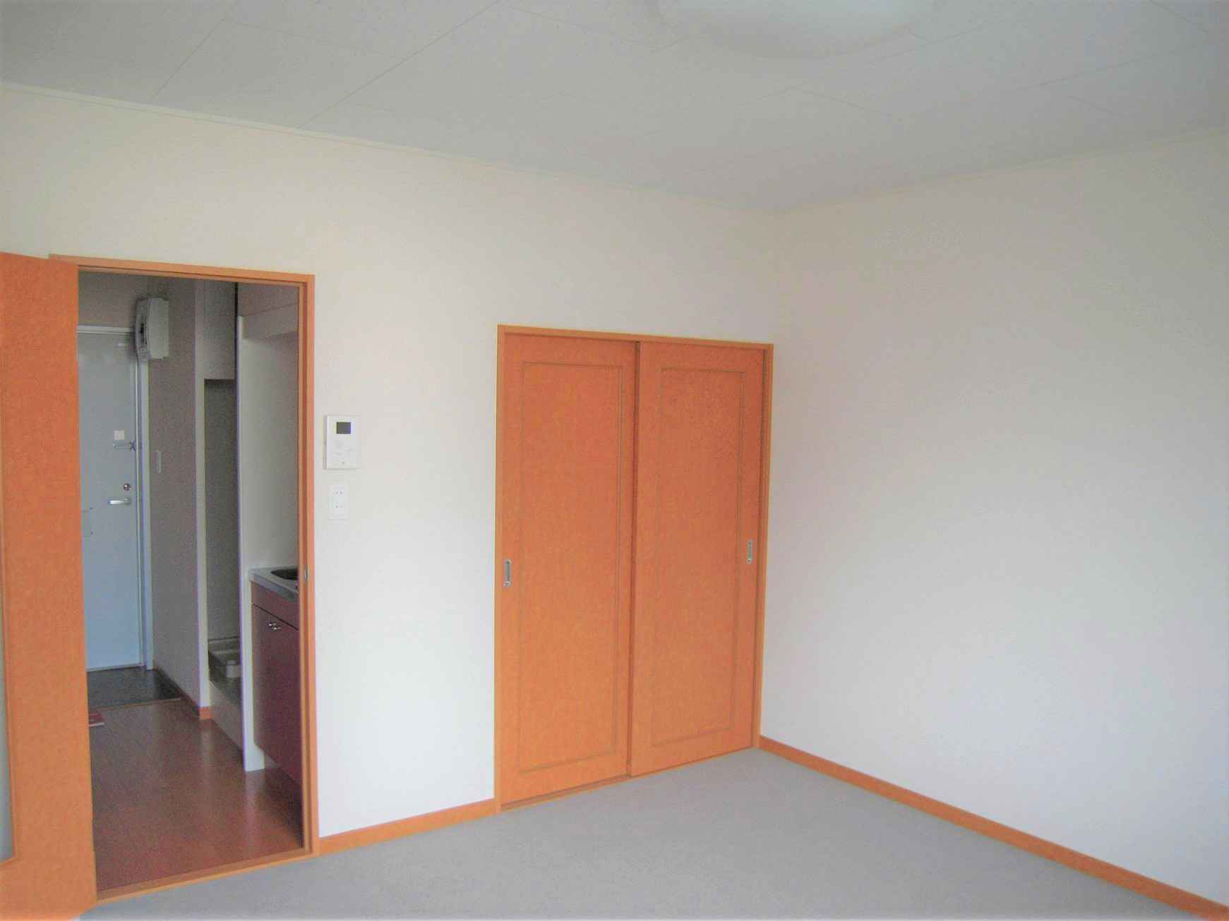 レオパレス忠 同タイプ写真の為、現況優先。