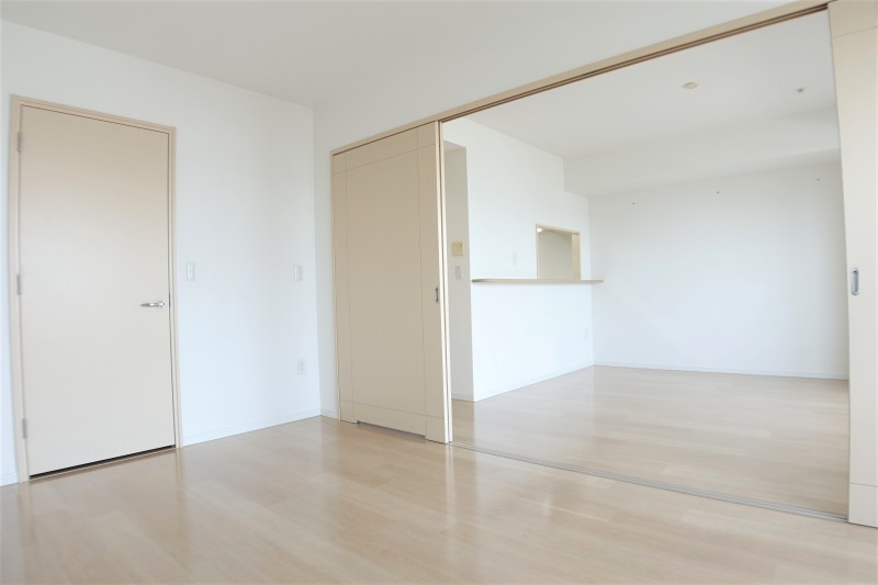 河田町ガーデン１号棟23階 リビング